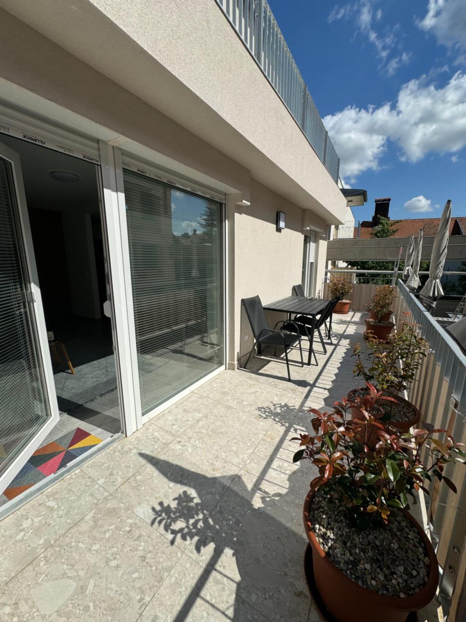 Hello 5C Apartman - Pécs Exteriör bild