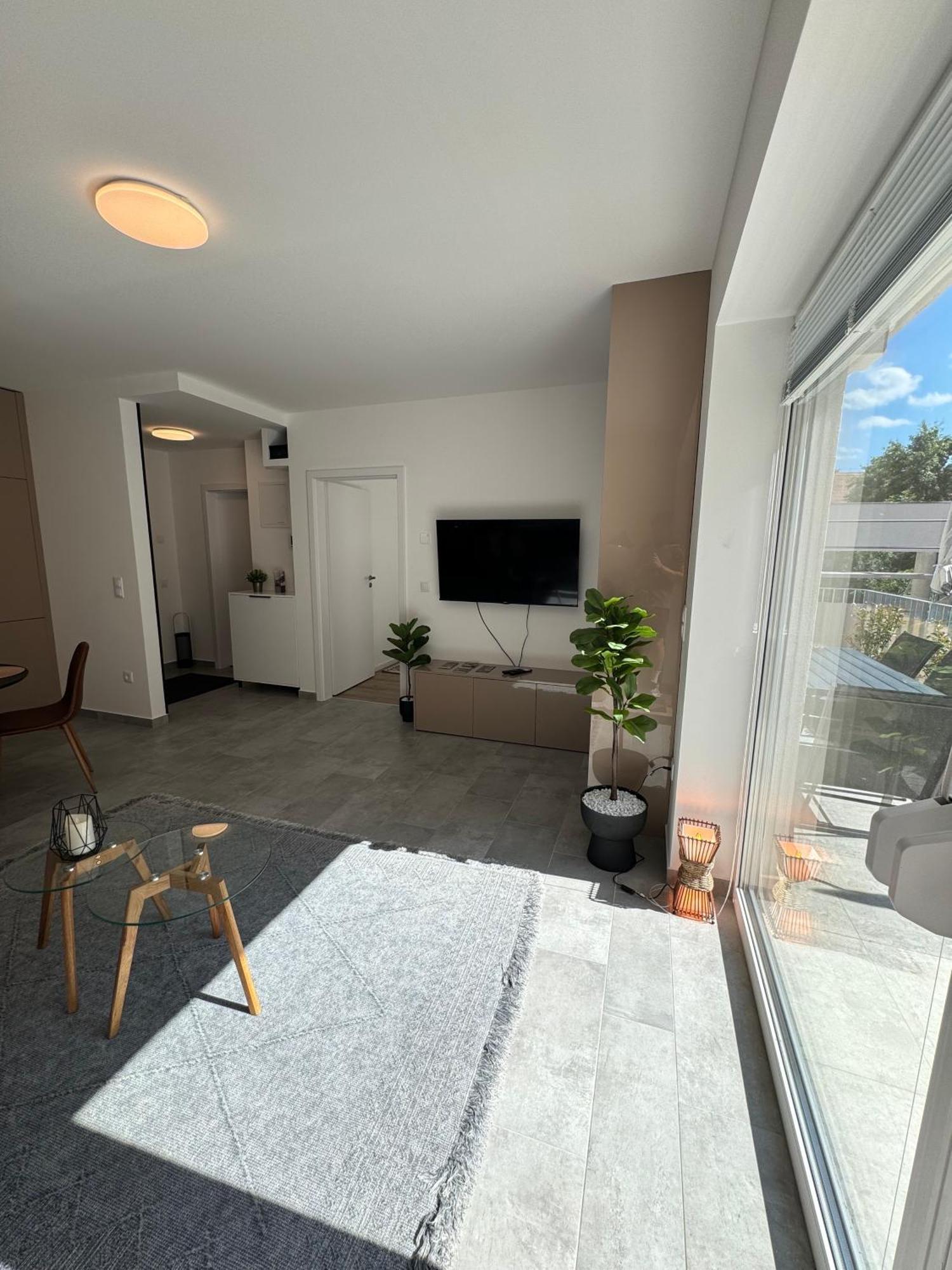 Hello 5C Apartman - Pécs Exteriör bild